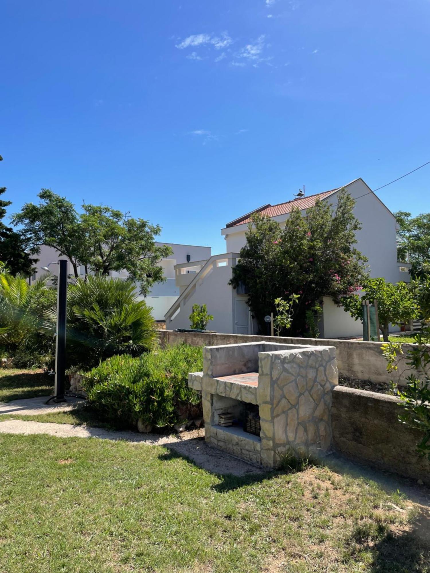 House Susec Apartamento Povljana Exterior foto